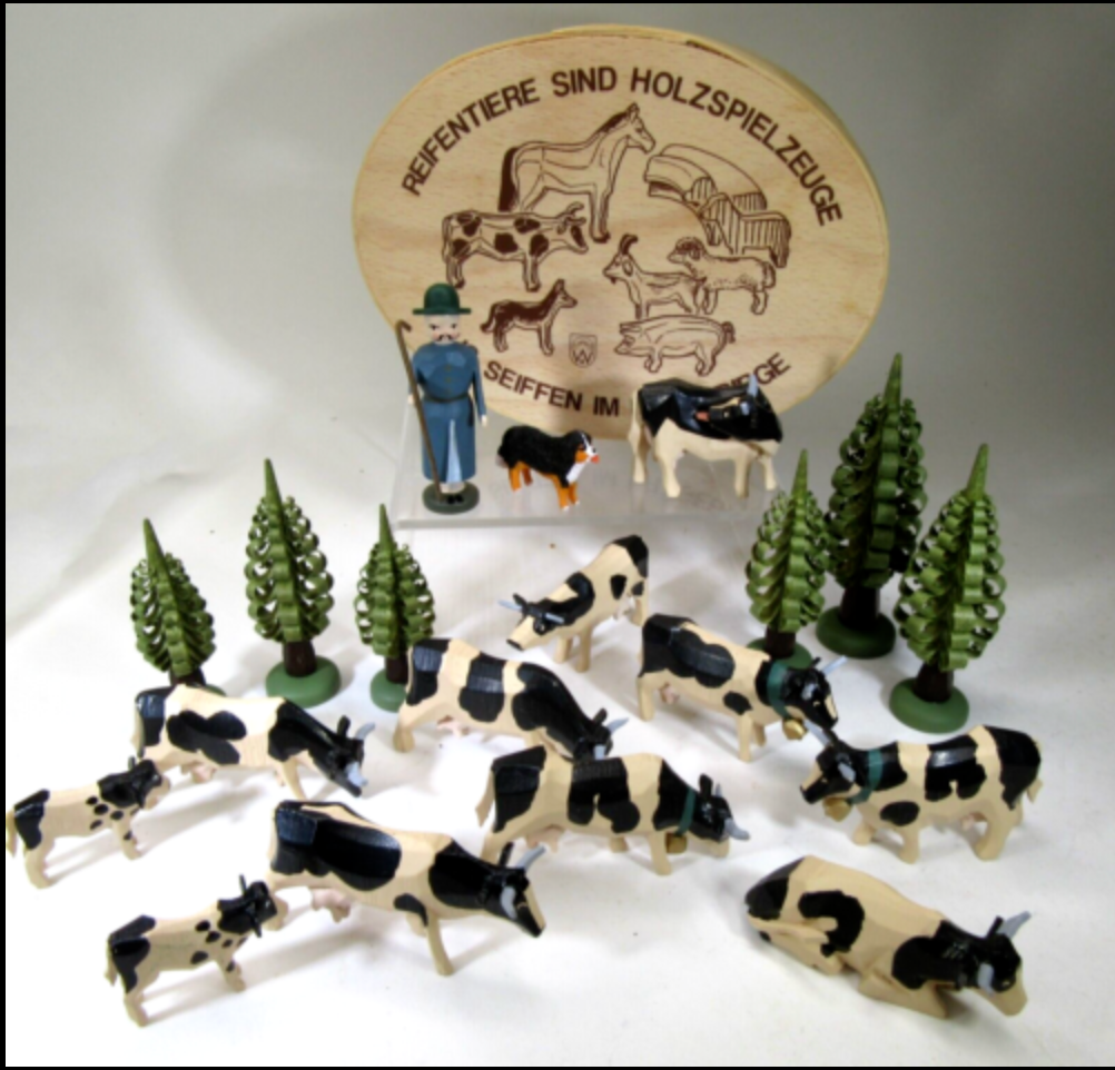 Set of Christian Werner Black and White Cattle with Wood Chip Gift Box (19 pieces)