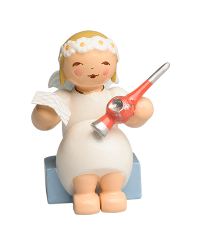 Marguerite Angel Sitting with Christmas Tree Topper (Finial)