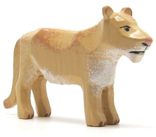 Lioness, hand-carved - 1-1/2" / Size Large