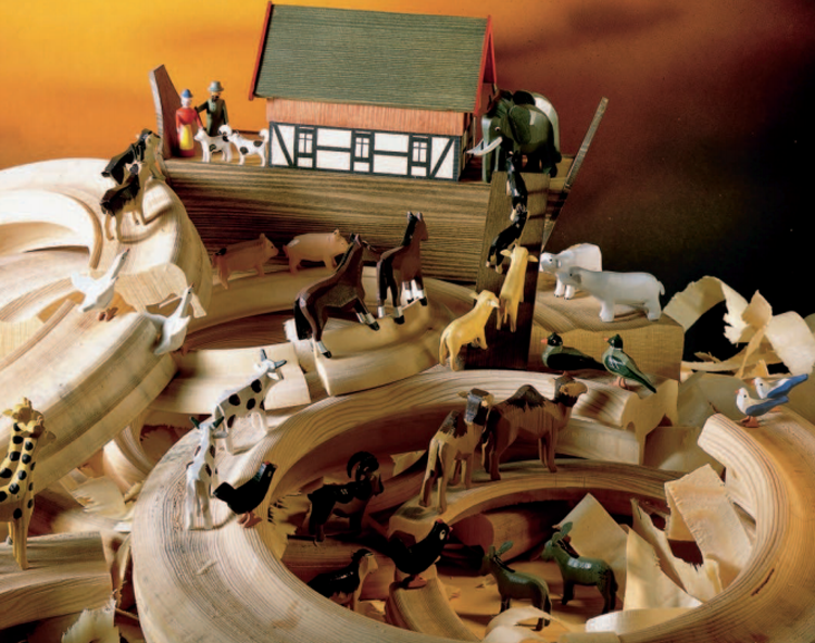 Noah's Ark with Animals / Size Small