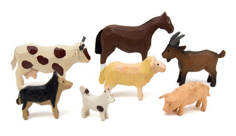 Farm Animals Set 1 (7 pieces) - 3/4" to 1-5/8"/ hand-carved / with Wood Chip Gift Box / Size Small