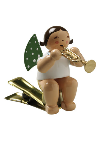 Clip-on Angel with a Trumpet